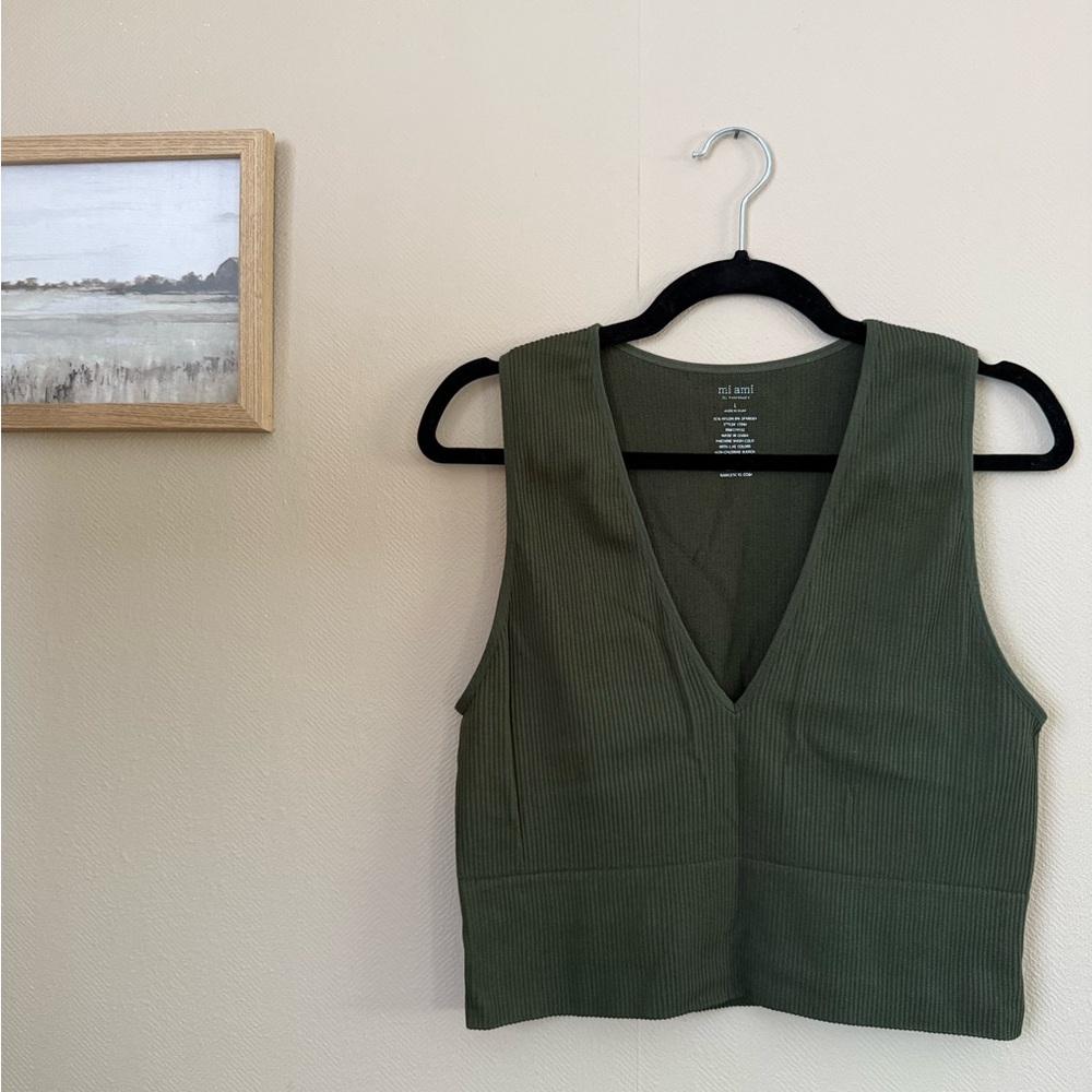 Miami Green Sleeveless Fitted Crop Tank Top